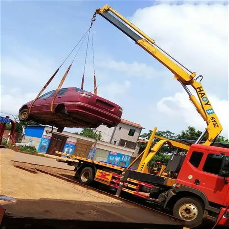 青龙吊车救援小汽车怎么吊